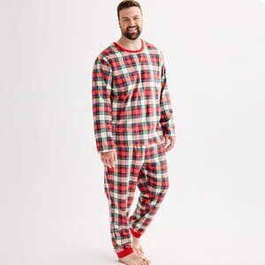 NWT Men’s Plaid fleece crew neck long sleeve lounge/pajama set holiday Size M